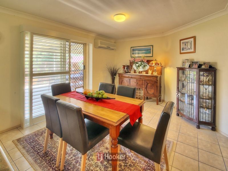 8 Scarlet Oak Place, Calamvale QLD 4116