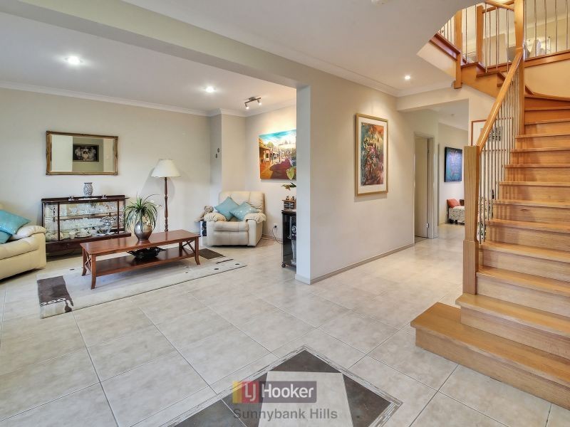 21 Avocado Street, Macgregor QLD 4109