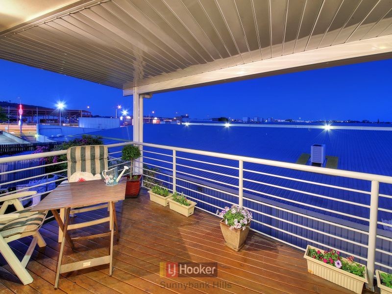 21 Avocado Street, Macgregor QLD 4109