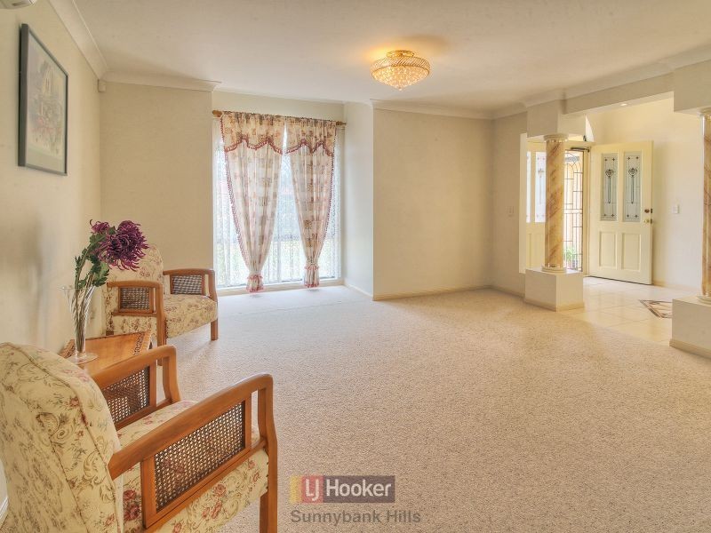 31 Raincliffe Place, Calamvale QLD 4116