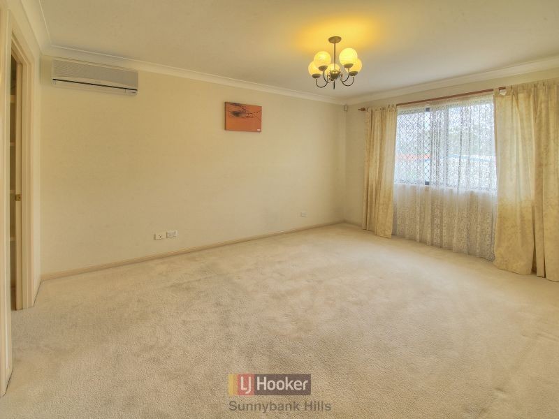 31 Raincliffe Place, Calamvale QLD 4116