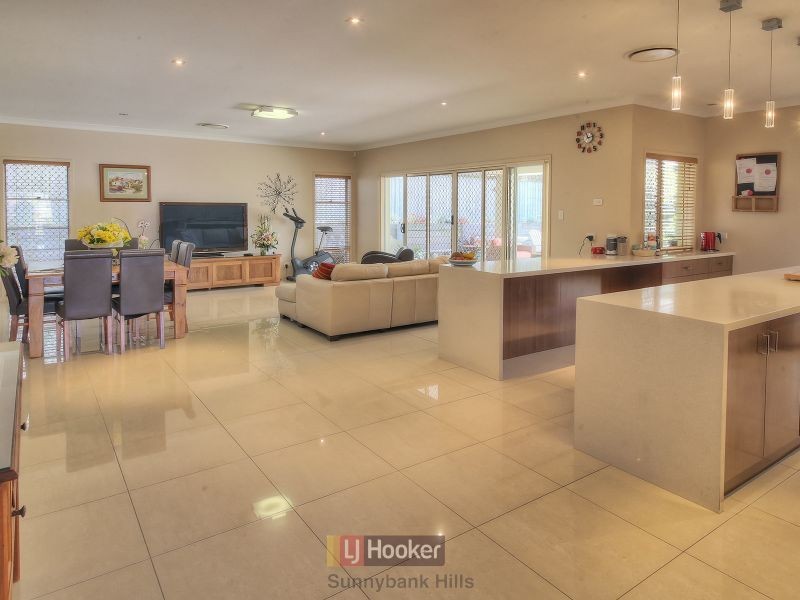 23 Samuel Street, Calamvale QLD 4116