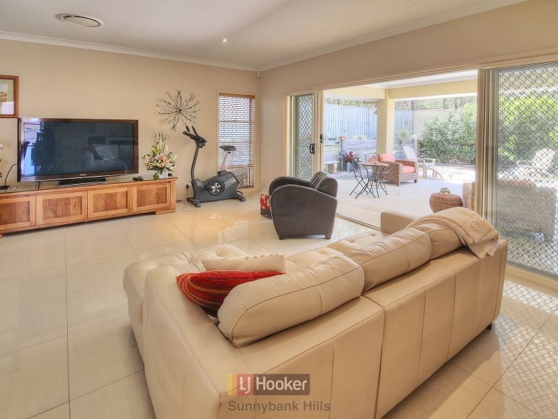 23 Samuel Street, Calamvale QLD 4116