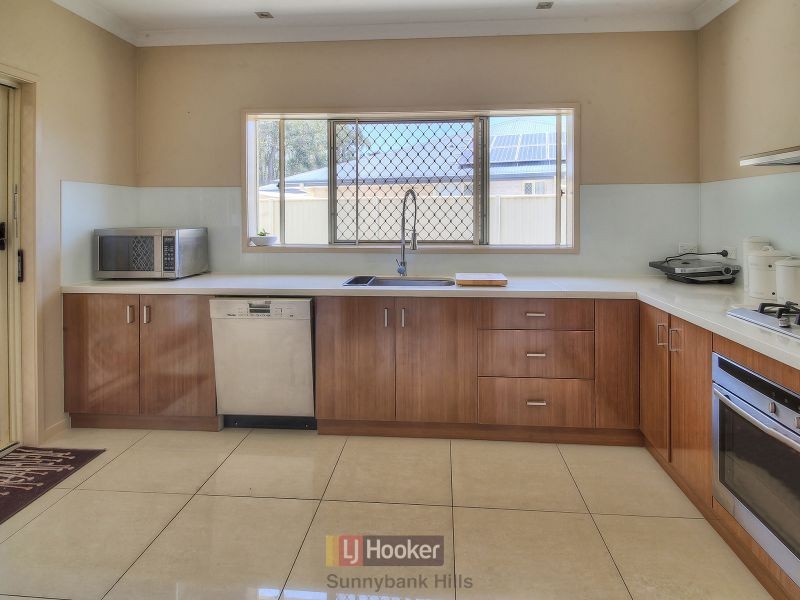 23 Samuel Street, Calamvale QLD 4116
