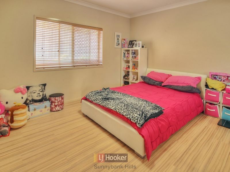 23 Samuel Street, Calamvale QLD 4116