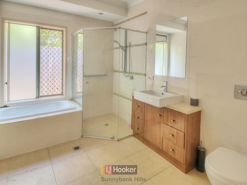 23 Samuel Street, Calamvale QLD 4116