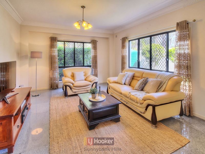 26 Curzon Place, Sunnybank Hills QLD 4109