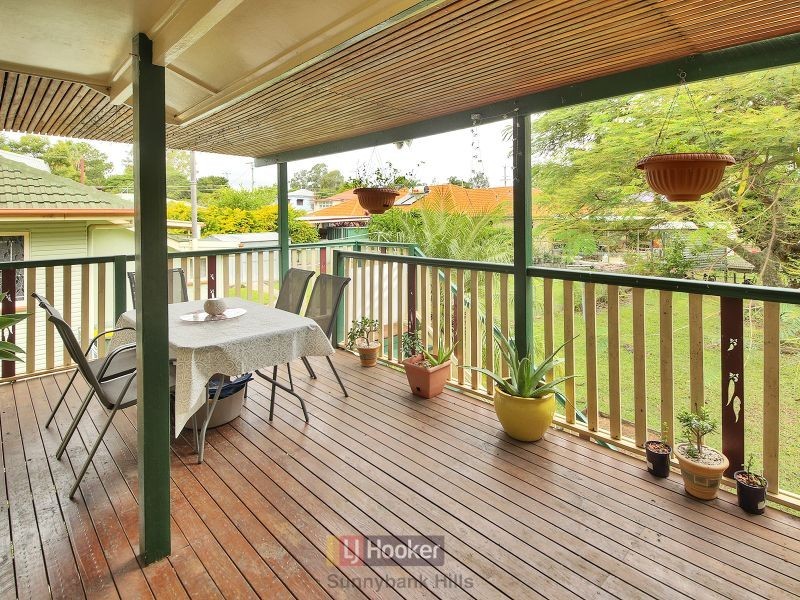 54 Keeling Street, Coopers Plains QLD 4108