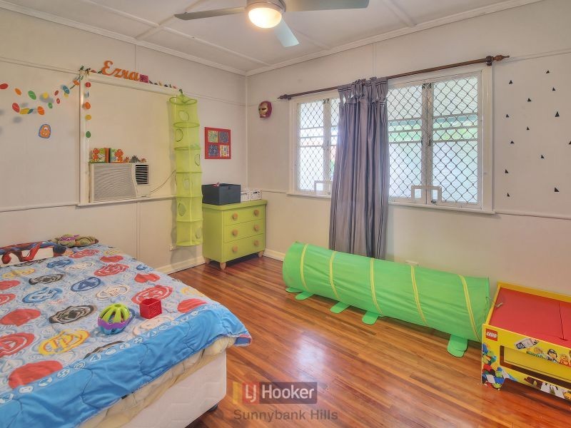 54 Keeling Street, Coopers Plains QLD 4108