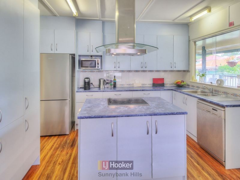 54 Keeling Street, Coopers Plains QLD 4108