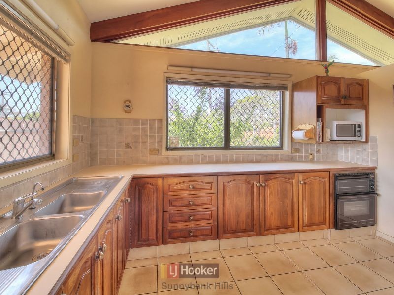 2 Aminta Street, Sunnybank QLD 4109