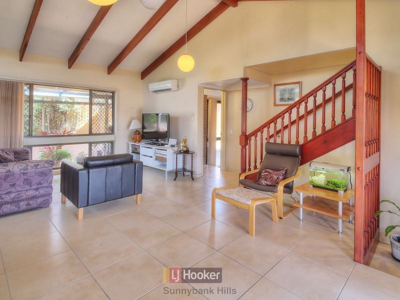 2 Aminta Street, Sunnybank QLD 4109