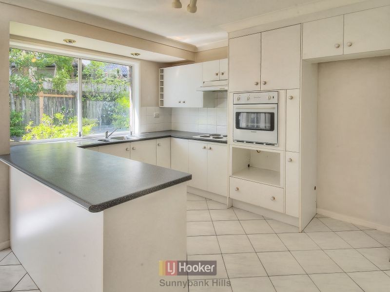 12 Allara Place, Eight Mile Plains QLD 4113