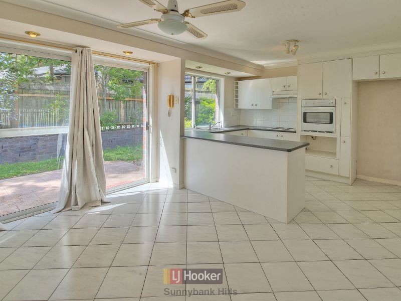 12 Allara Place, Eight Mile Plains QLD 4113