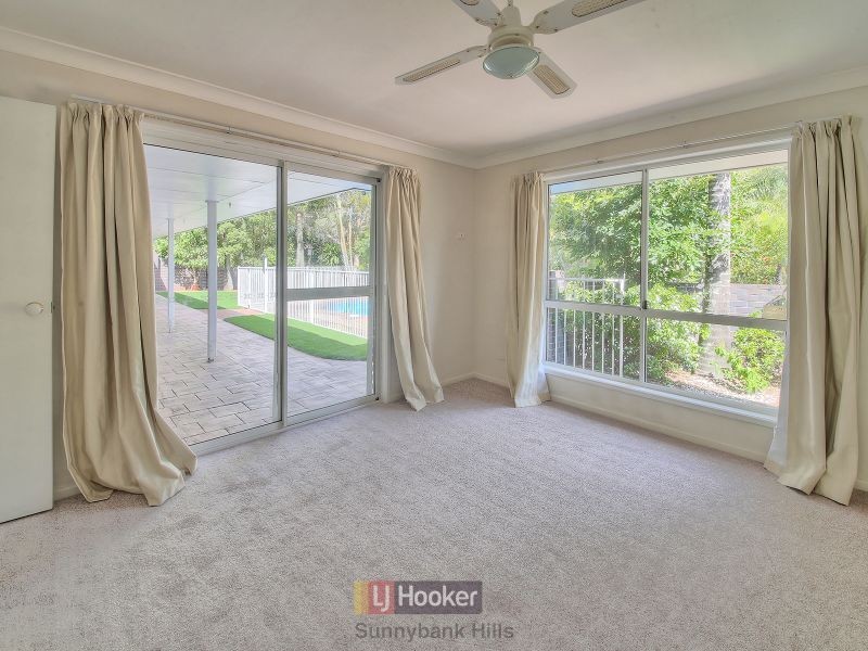 12 Allara Place, Eight Mile Plains QLD 4113