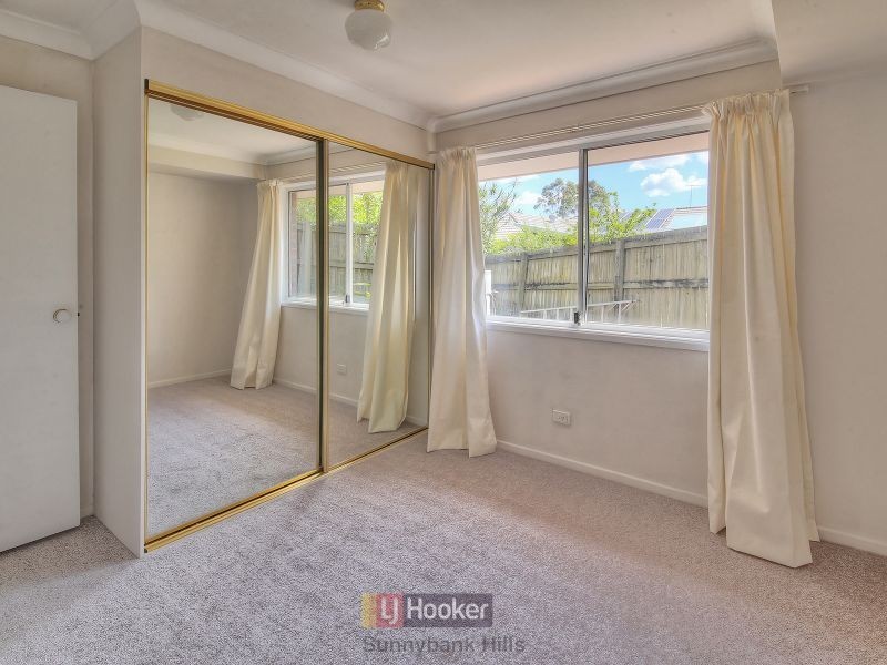 12 Allara Place, Eight Mile Plains QLD 4113