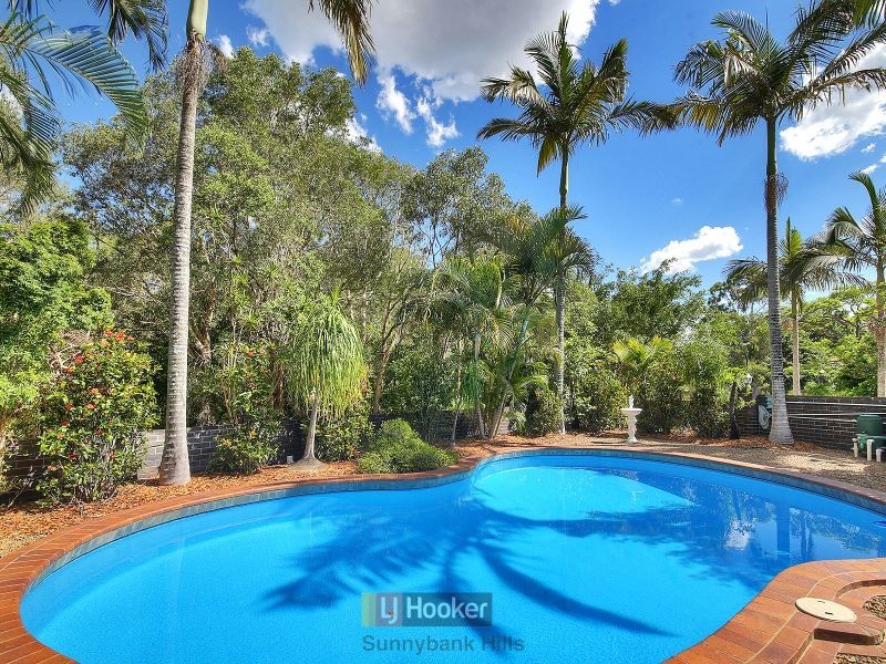 12 Allara Place, Eight Mile Plains QLD 4113