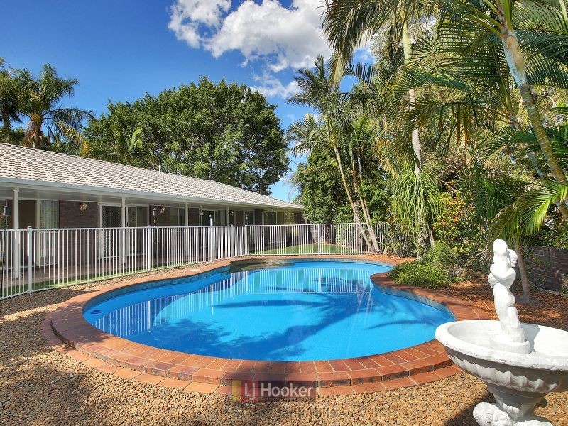 12 Allara Place, Eight Mile Plains QLD 4113