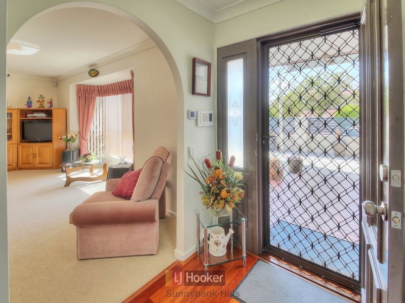 10 Gedas Street, Calamvale QLD 4116