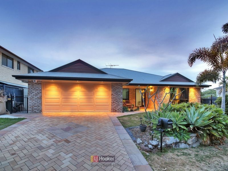 4 Glenelg Place, Parkinson QLD 4115