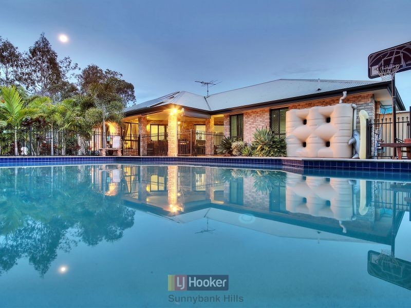 4 Glenelg Place, Parkinson QLD 4115