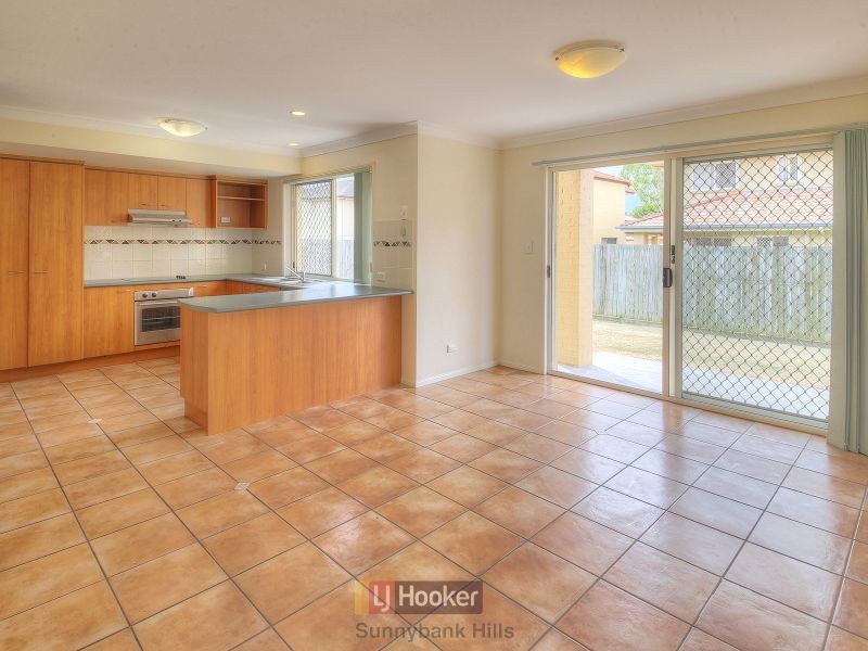 34 Diamond Place, Runcorn QLD 4113