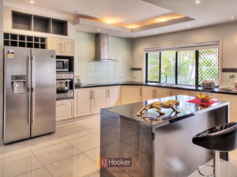 106 Lancaster Circuit, Stretton QLD 4116