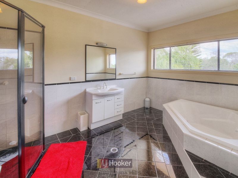 106 Lancaster Circuit, Stretton QLD 4116