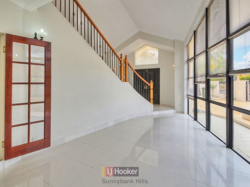 106 Lancaster Circuit, Stretton QLD 4116