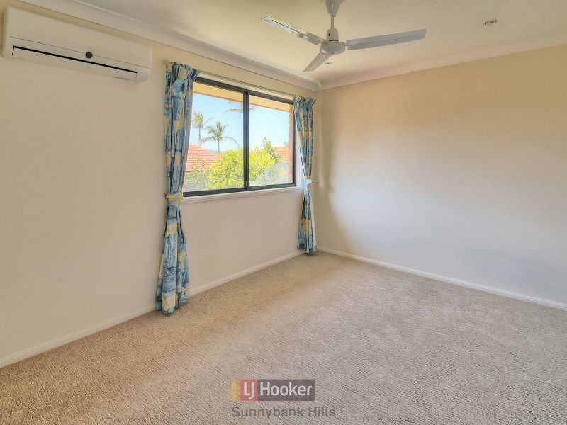 74 Sunflower Crescent, Calamvale QLD 4116