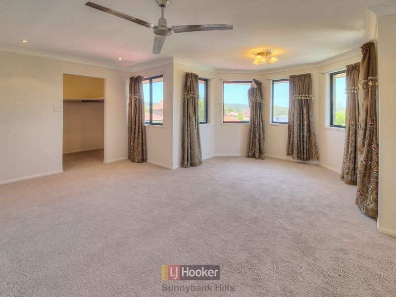 74 Sunflower Crescent, Calamvale QLD 4116