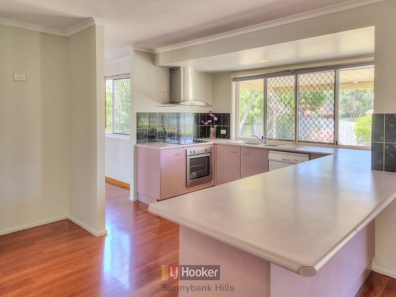 26 Carnation Crescent, Calamvale QLD 4116