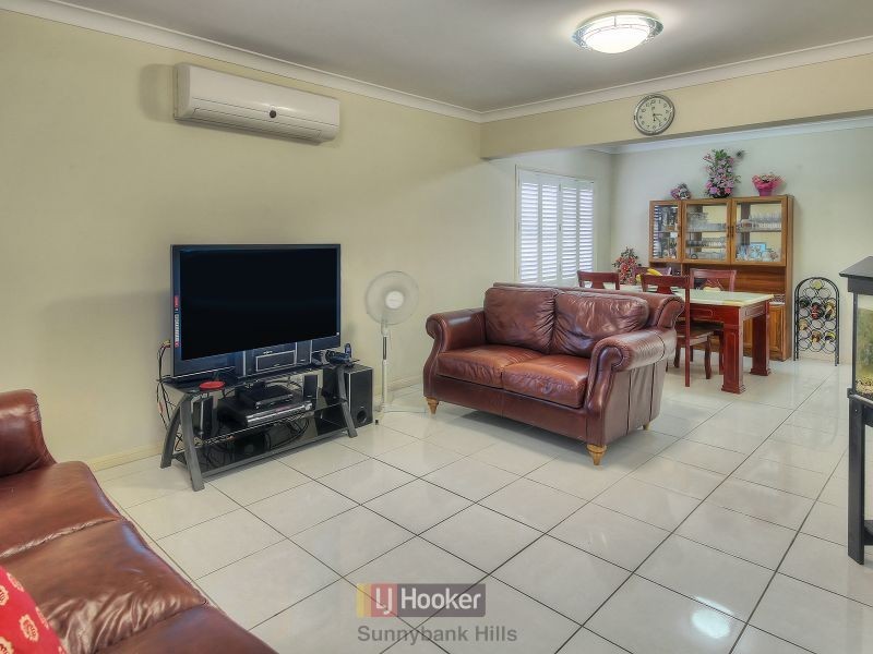 40 Semper Place, Calamvale QLD 4116