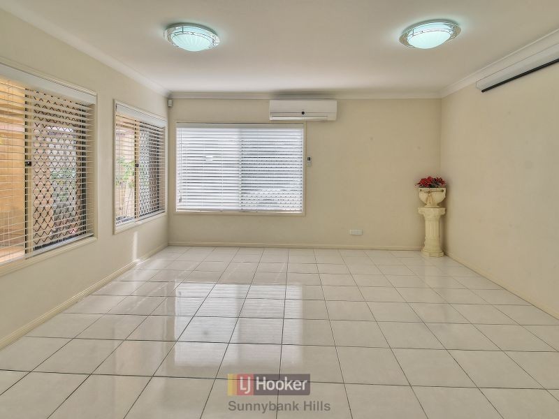 40 Semper Place, Calamvale QLD 4116