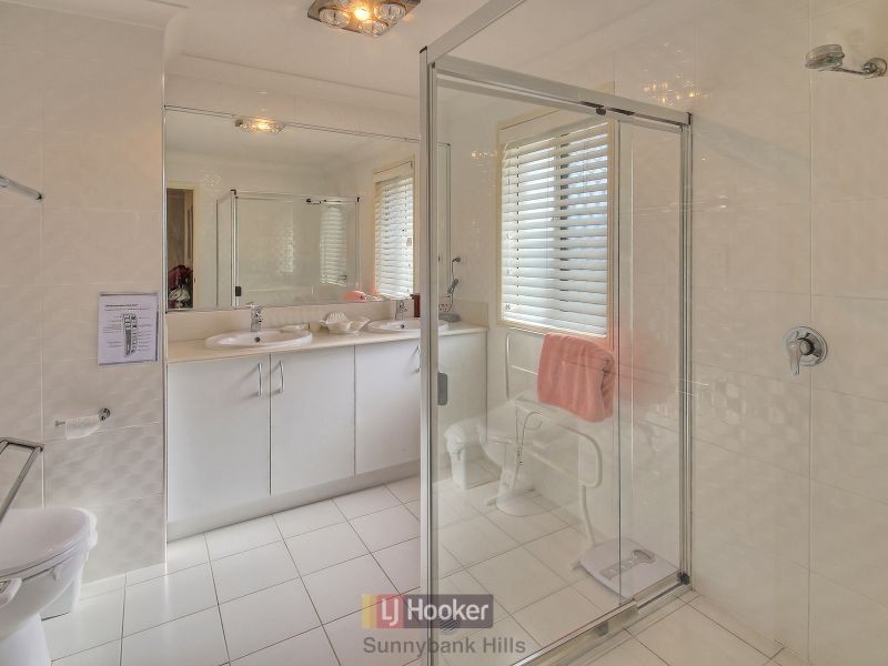 40 Semper Place, Calamvale QLD 4116