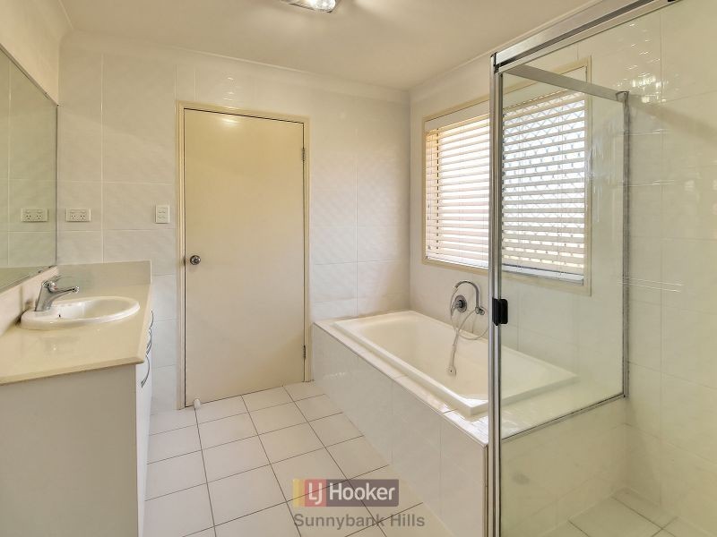 40 Semper Place, Calamvale QLD 4116