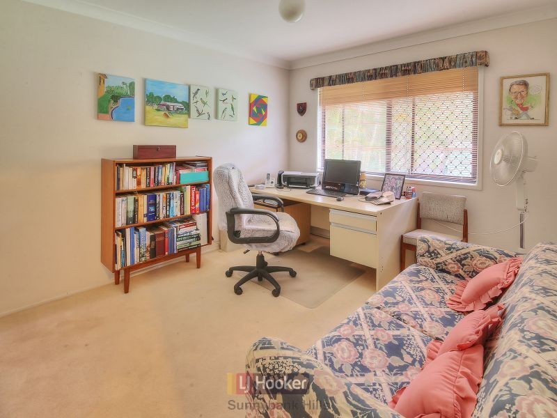 26 Azalea Crescent, Calamvale QLD 4116