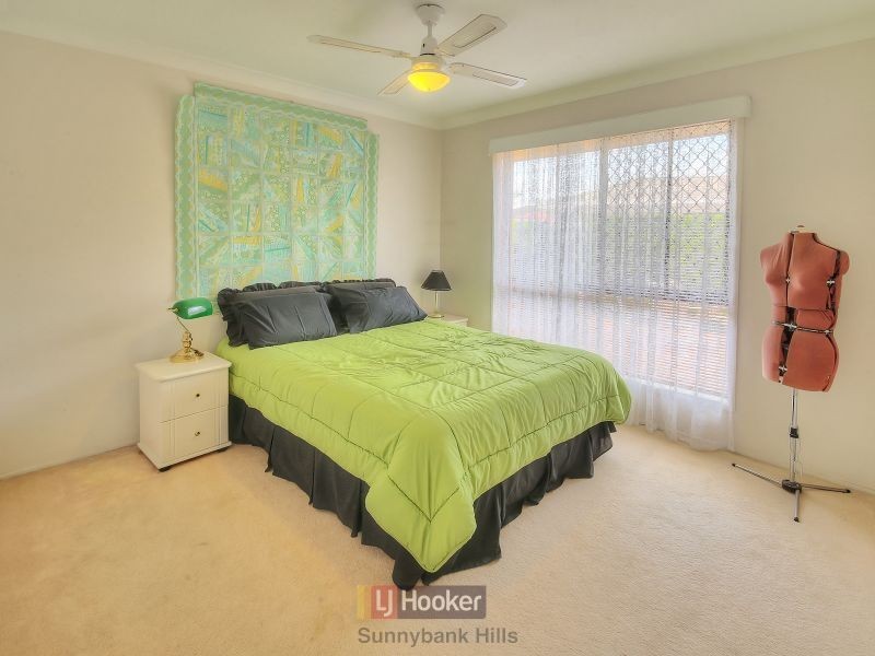 26 Azalea Crescent, Calamvale QLD 4116