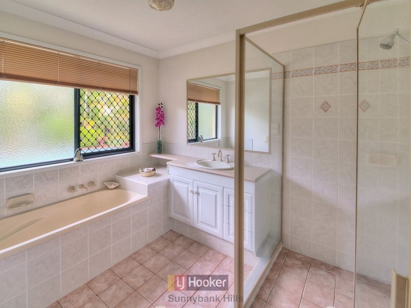 26 Azalea Crescent, Calamvale QLD 4116
