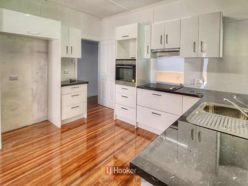 92 Orange Grove Road, Coopers Plains QLD 4108