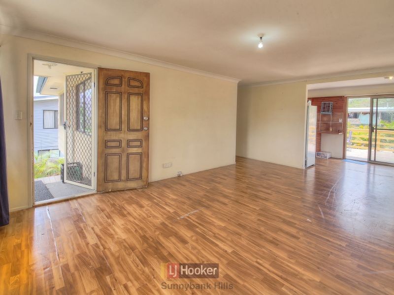 184 Compton Road, Woodridge QLD 4114