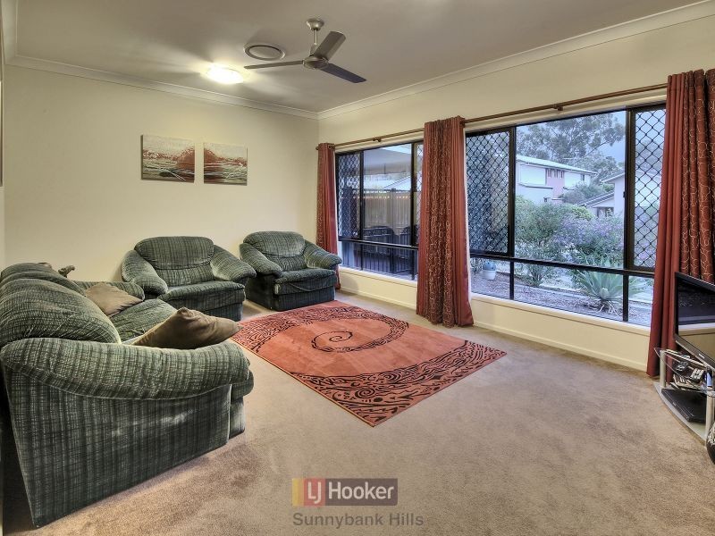 7 Sumayyah Place, Calamvale QLD 4116