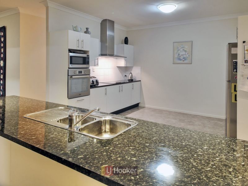 7 Sumayyah Place, Calamvale QLD 4116