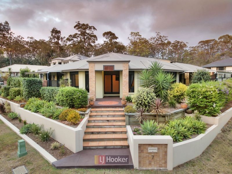 7 Sumayyah Place, Calamvale QLD 4116