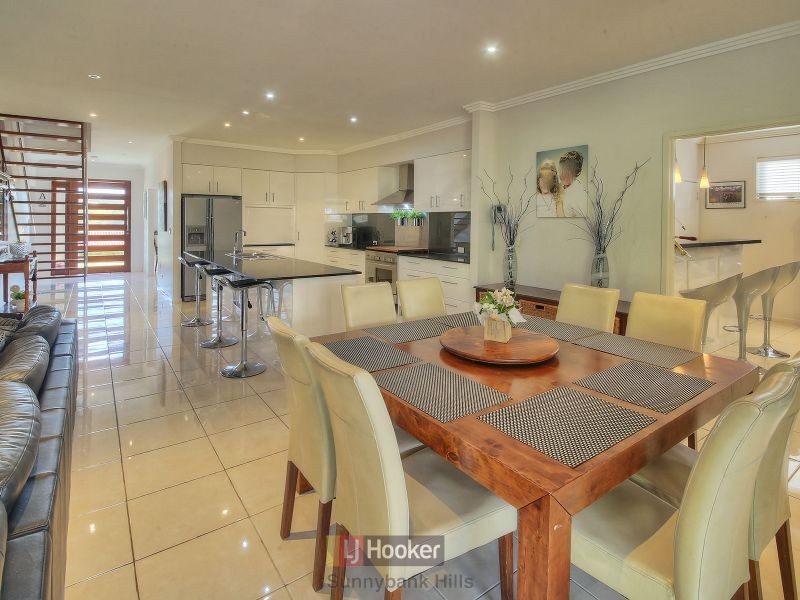 22 Jocelyn Place, Mount Gravatt East QLD 4122