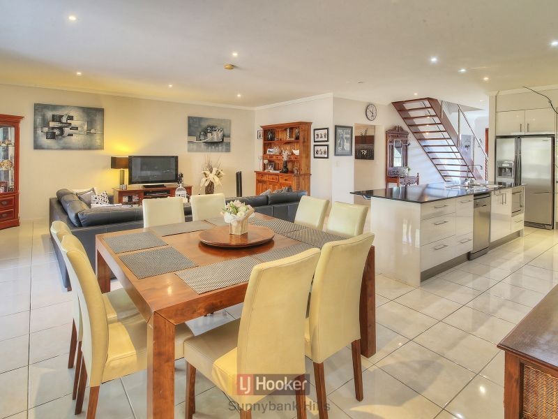 22 Jocelyn Place, Mount Gravatt East QLD 4122