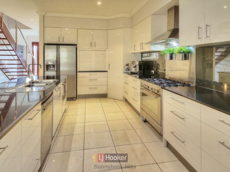 22 Jocelyn Place, Mount Gravatt East QLD 4122