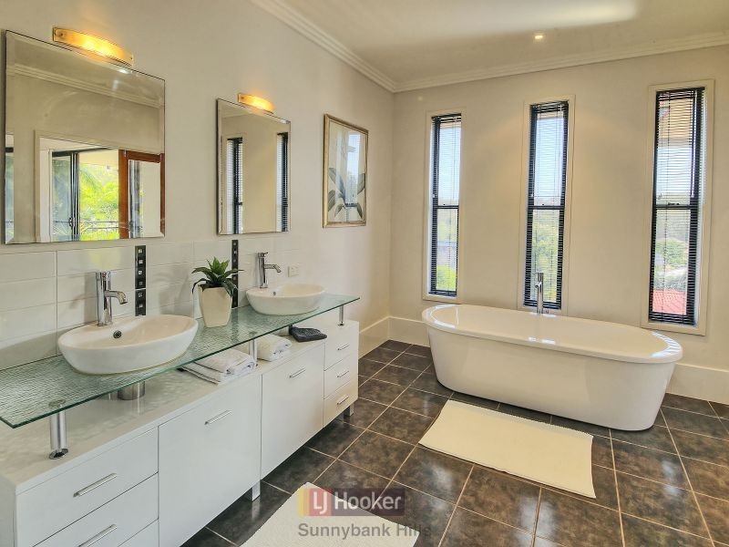 22 Jocelyn Place, Mount Gravatt East QLD 4122