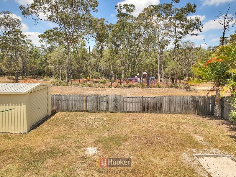 25 Avondale Crescent, Parkinson QLD 4115