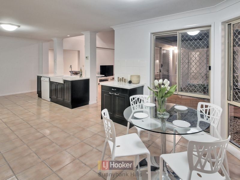 38 Currajong Street, Calamvale QLD 4116